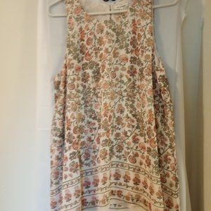 Max Studio Flowered Topp